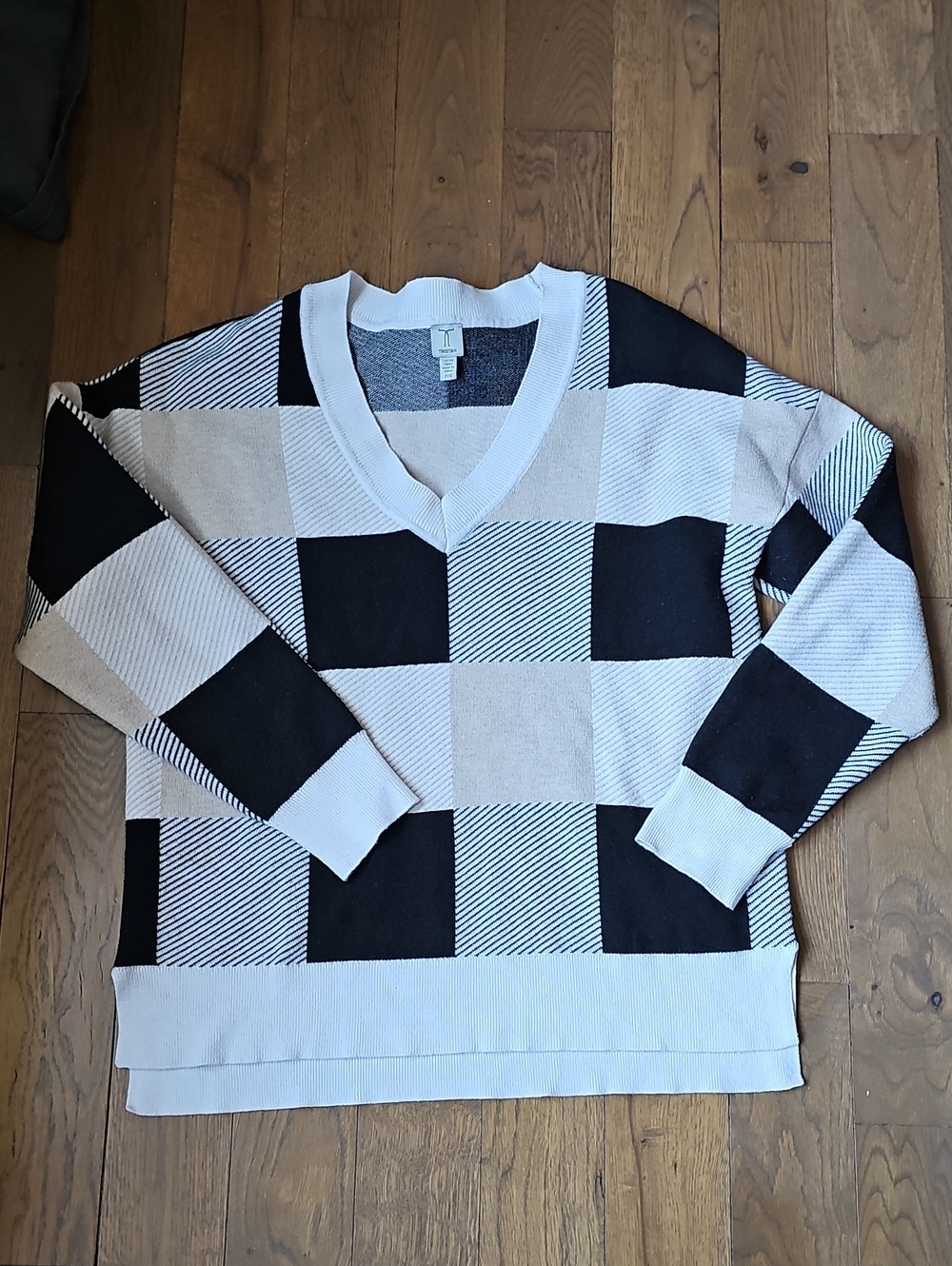 Tristan Sweater in Black and Cream